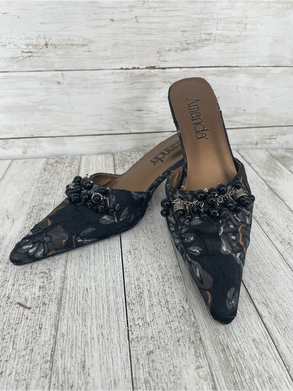 Amanda Mona Lisa Black Floral Beaded Pointed-Toe Kitten Heels Size 7.5
